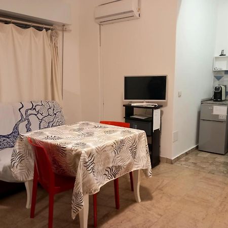דירות פלרמו Casa Carina In Centro מראה חיצוני תמונה