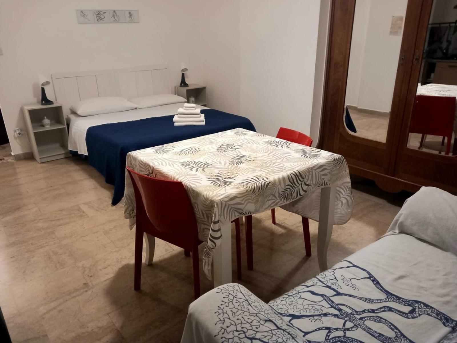 דירות פלרמו Casa Carina In Centro מראה חיצוני תמונה